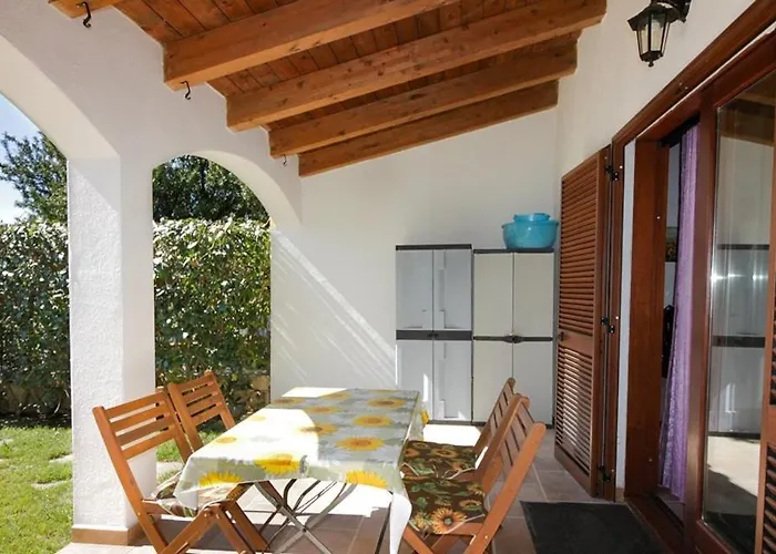 Katy Βίλα Budoni